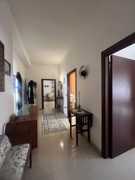 RIF. 526 FRONTE VILLAGGIO COPPOLA - APPARTAMENTO ARREDATO - Foto 6