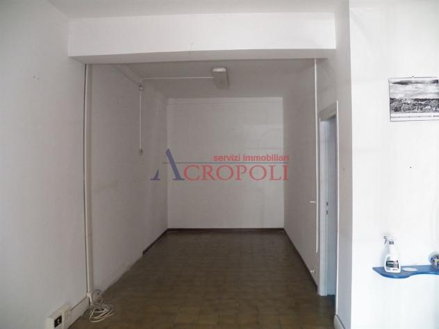 Locale commerciale in affitto – Bracciano Centro - Foto 8