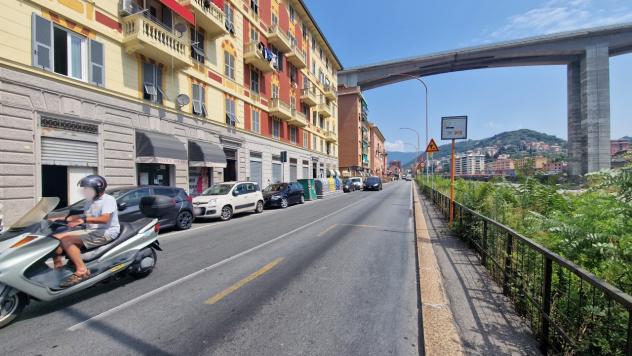 Locale commerciale in affitto a Genova - Foto 4