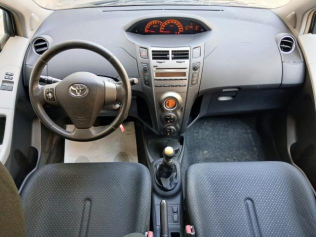 TOYOTA Yaris 1.3 5 porte Sol rif. 23887173 - Foto 7