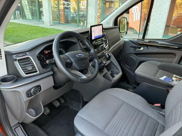 Ford Tourneo Custom 8 POSTI 320 2.0 ECOBLUE 130CV MHEV TITANIUM - Foto 8