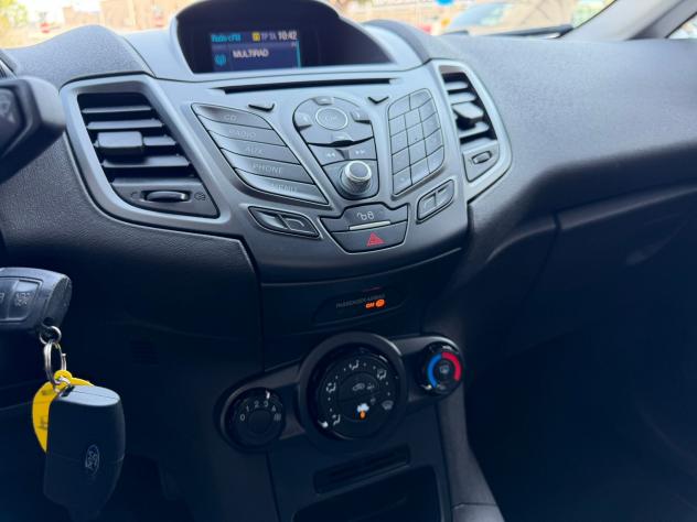 Ford Fiesta 1.4 5p. Bz.- GPL Titanium - Foto 8