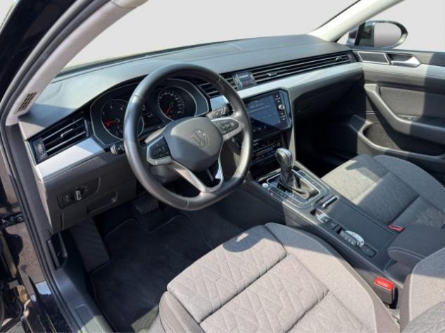 VOLKSWAGEN Passat Passat Variant 2.0 TDI SCR EVO DSG Business BMT rif. 23882111 - Foto 9