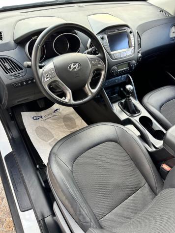 Hyundai iX35 2.0CRDi 136Cv 4WD Xpossible - Foto 7