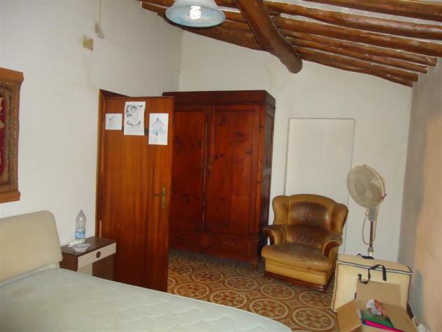 APPARTAMENTO di 4 vani e di 85 mq (GAMBASSI TERME) rif. G 98 - Foto 4
