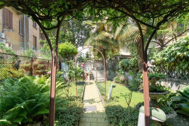 Villa di 154 m² con 4 locali in vendita a Milano