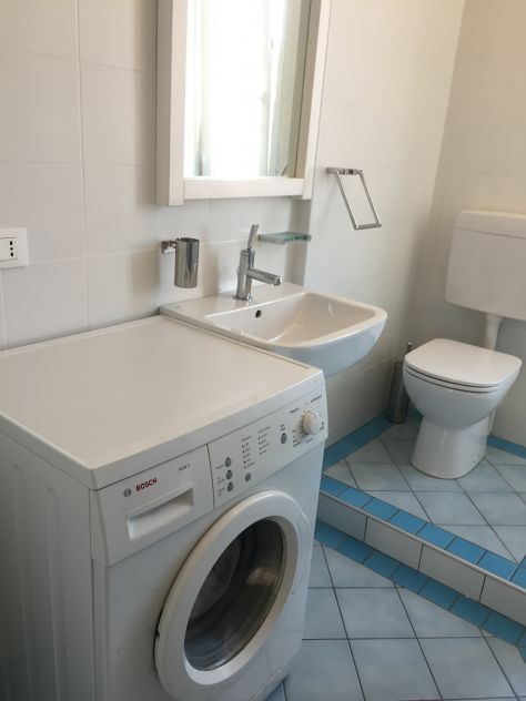 Camera singola con bagno in condivisione altra singola-Libera dal 1 di ottobre - Foto 5