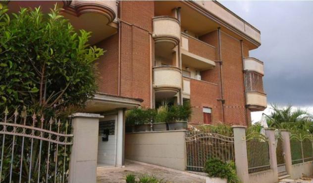 Immobile in asta di 97 m² in vendita a Latina - Foto 2