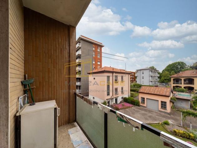 Ampio tre locali di 100 mq in elegante contesto con giardino condominiale - Foto 12