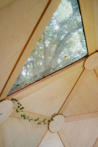 Cupola geodetica Sweetdome 24mq con base in muratura, scala, vialetto e toilette - Foto 3