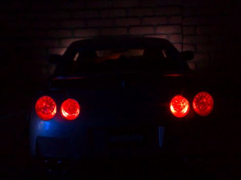 Modellino Nissan Skyline 1:18 Xenon - Foto 4