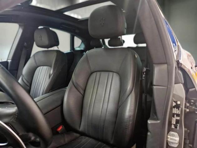 Maserati Levante 2.0 330cv 48v MHEV Executive Q4 auto - Foto 4