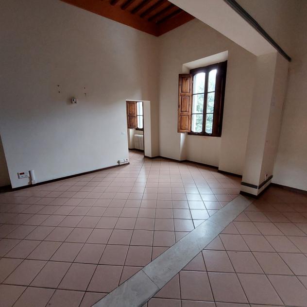 UFFICIO di 5 vani e di 170 mq (AREZZO) rif. U1 - Foto 2