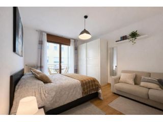 Privato propone appartamento 3 camere singole