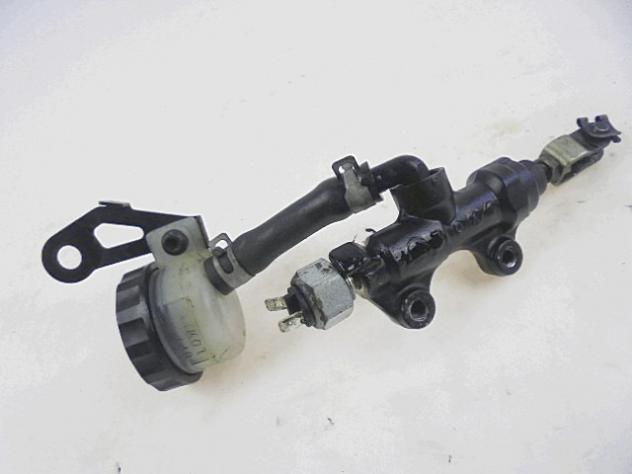 POMPA FRENO POSTERIORE TRIUMPH SPRINT 955 RS 1999 - 2003 T2025301REAR BRAKE CYLINDER - Foto 2