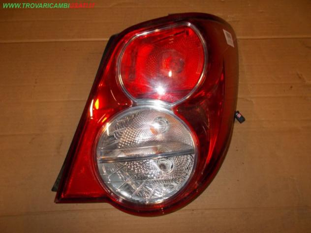 FANALE POST.D. CHEVROLET AVEO (T250)  Parti elettriche  Fanaleria  Fanali  Fanale post. sx. CHEVROLET - AVEO - 01-06-2008 - 01-06-2011