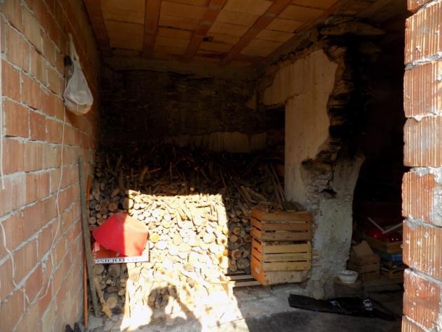 VENDESI A CARTARI CASA INDIPENDENTE SU DUE PIANI IN CENTRO PAESE DA RISTRUTTURARE - Foto 8