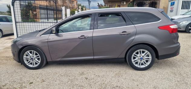 Ford Focus 2.0 TDCi 115 CV Powershift SW Titanium - Foto 10