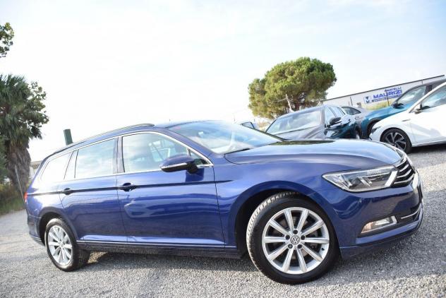 VOLKSWAGEN Passat Variant SW EXECUTIVE FULL 2.0TDI 150CV 6M - PELLE - NAVI - SENSORI - CRUISE AD - BT - ADAS - IVA DETRAIBILE - Foto 2