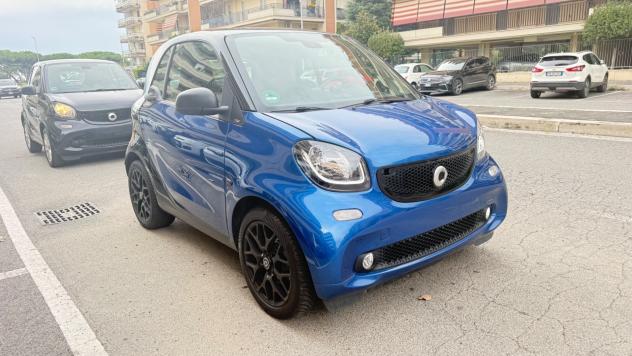 Smart ForTwo 70 1.0 Passion LED PANORAMA PACK SPORT PDC CERCHI 16 - Foto 2