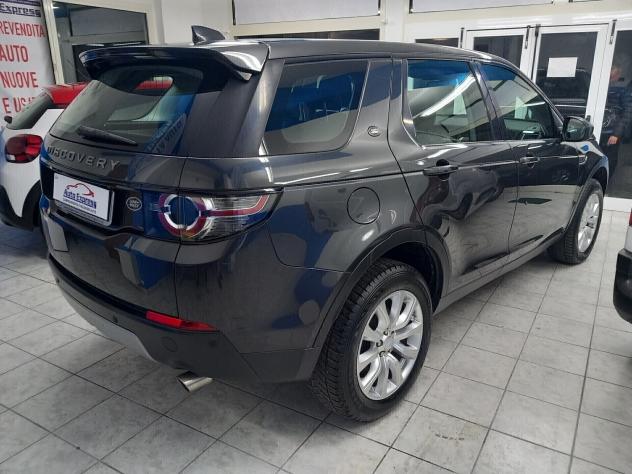 Land Rover Discovery Sport 2.0 TD4 anno 2016 145 mila km - Foto 6