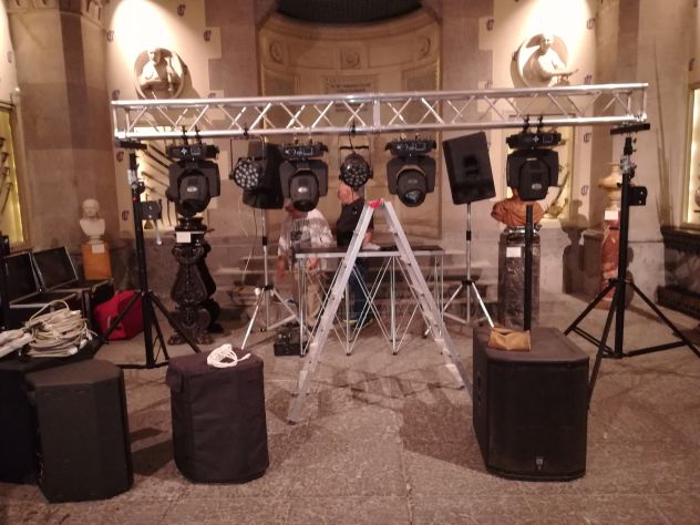 Noleggio Atrezzatura Audio e luci - Foto 2