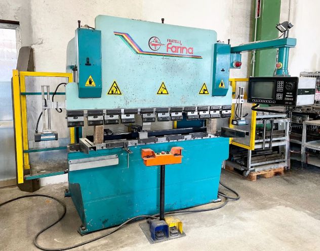 Piegatrice Lamiera FARINA mod PFO PS/N 40/20
