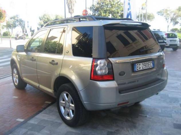 LAND ROVER Freelander 2.2 TD4 SW S rif. 19632165 - Foto 2