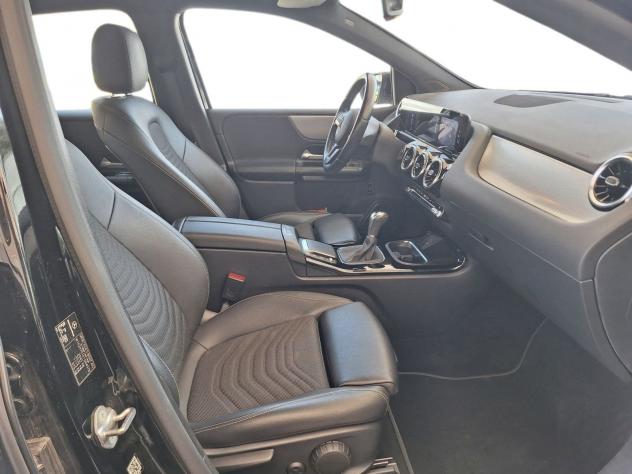 Mercedes-Benz Classe B 180d 116 CV NAVI LED Business Extra - Foto 7