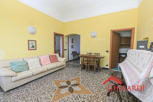 appartamento in vendita a Genova in zona Sestri Ponente