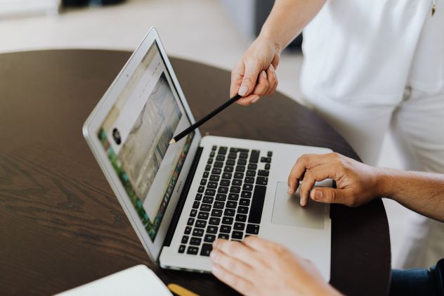 Servizi di scrittura & Copywriting per siti web, social, e-commerce, blog.