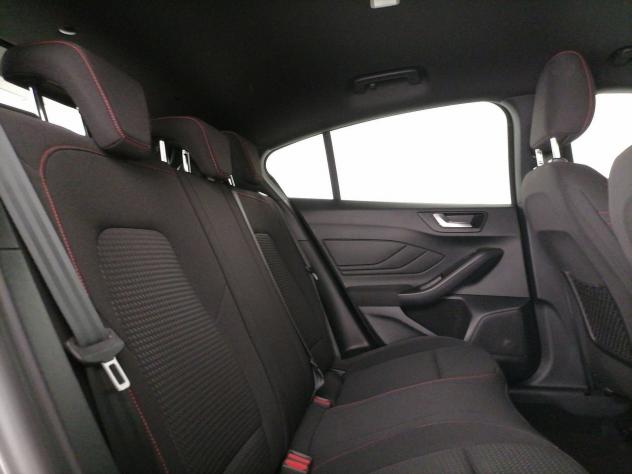Ford Focus 1.0t ecoboost h ST-Line 125cv - Foto 8