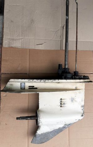 PIEDE USATO PER JOHNSON/EVINRUDE J115TSLEU