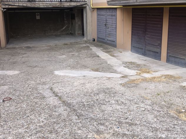 affitto garage vicino stazione e Policlinico - Foto 3