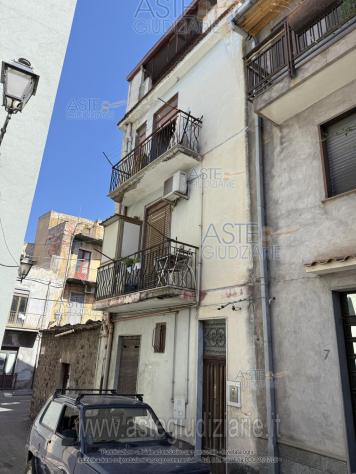 IMMOBILI-IMMOBILE RESIDENZIALE-via Scuderia 3-5 - Foto 4
