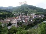 APPARTAMENTO CON CORTE ESCLUSIVA E CASETTA IN SASSO