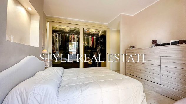 RECENTE APPARTAMENTO CON GARAGE ZONA VILLA POLITI-MONUMENTI - Foto 10