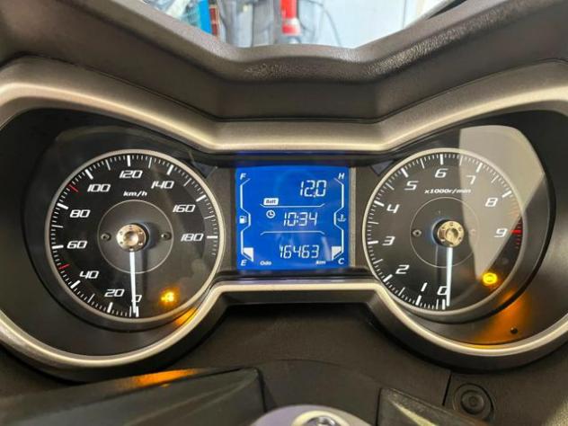 YAMAHA X-Max 400 2019 - Foto 3
