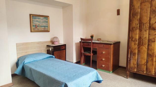 Posto letto in camera doppia zona Eur