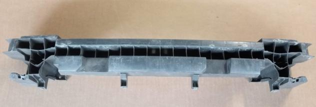 RINFORZO PARAURTI POST. PLASTICA COMPLETO  Carrozzeria  Lamierati esterni  Paraurti  Traversa parau RENAULT - CAPTUR - 01-04-2013 -