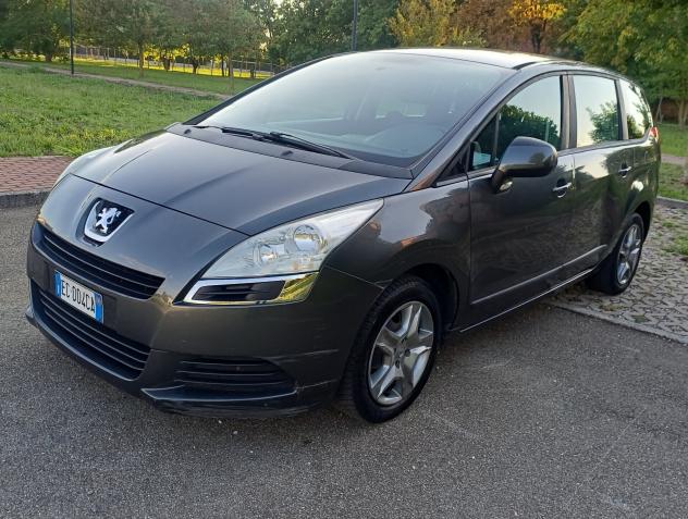 Peugeot 5008 1.6 HDi 112CV Tecno - Foto 2