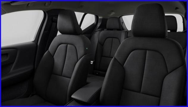 Volvo XC40 XC40 2.0 B3 Essential auto - Foto 8