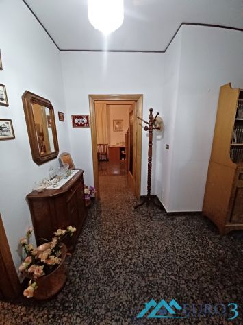 CASTORANO-Appartamento 3 camere con garage e giardino - Foto 7