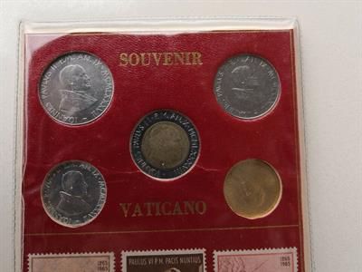 Numismatica e filatelia Città del Vaticano anni '80. - Foto 5