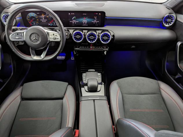 Mercedes-Benz Classe A 200 d Premium Night edition auto - Foto 10