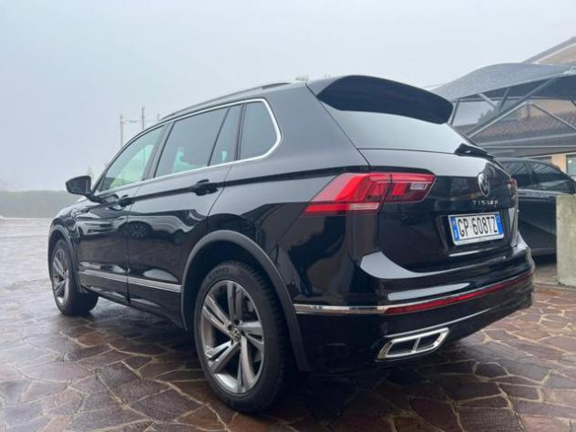 VOLKSWAGEN Tiguan 2.0 TDI 200 CV SCR DSG 4MOTION R-Line rif. 23352778 - Foto 5
