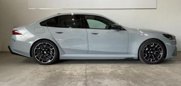 BMW M5 S. 5(G60/61/90/99) rif. 23757553 - Foto 3