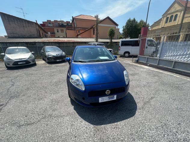 Fiat Grande Punto 1.3 MJT 75 CV 5 porte Fun - Foto 3