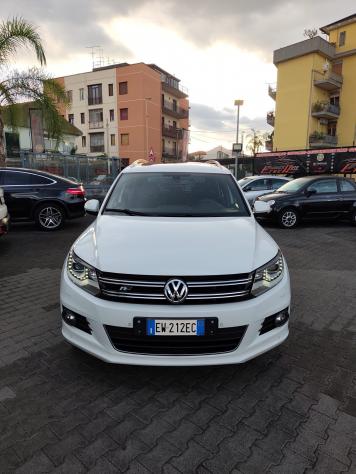 Volkswagen Tiguan 2.0 TDI 177 CV 4MOTION DSG R-Line - Foto 2