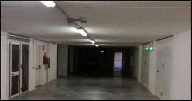 Immobile in asta di 93 m² con più di 5 locali in vendita a Macerata - Foto 8
